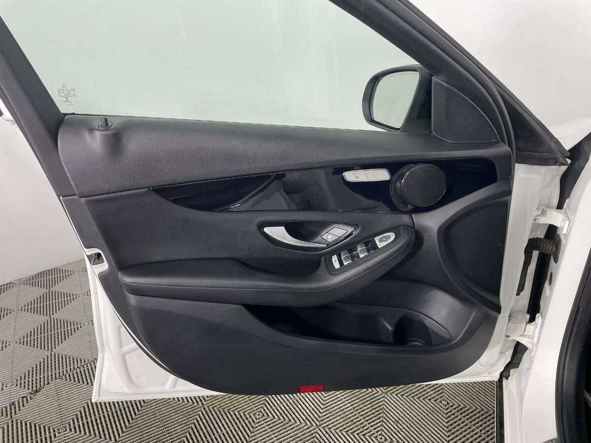 Mercedes-Benz C-Класс б/у, 2015, Автоматическая. Фото: #7