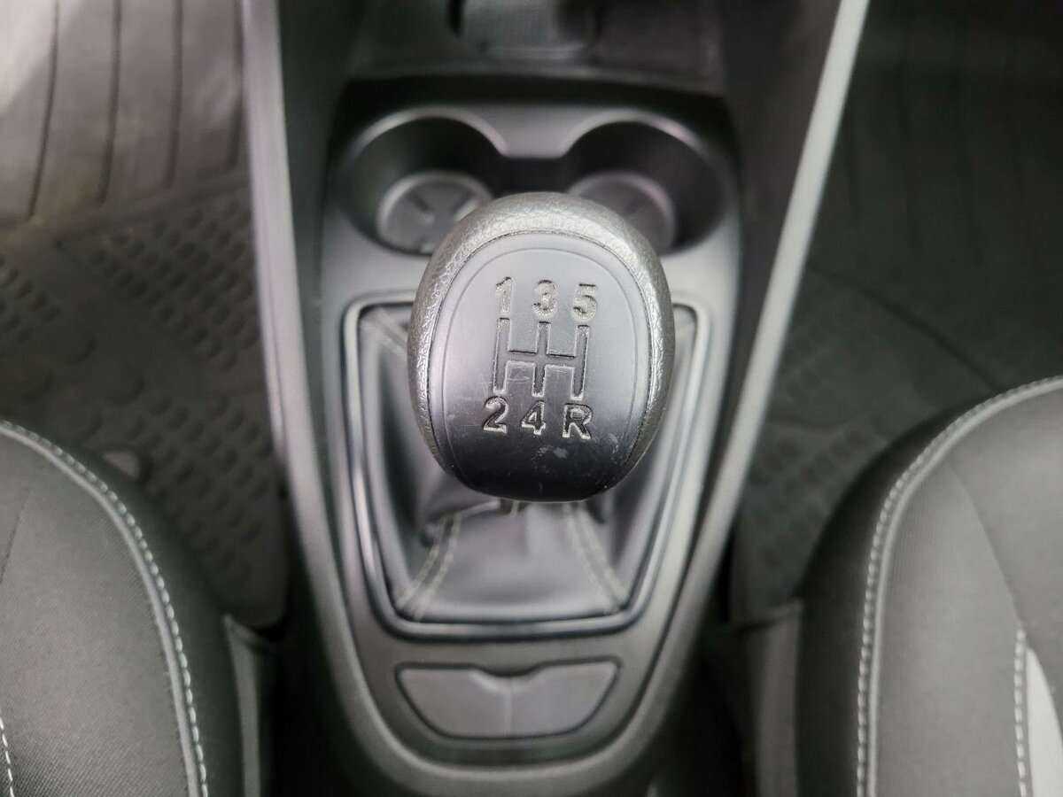 Лада (ВАЗ) Веста б/у, 2023, Механическая. Фото: #12