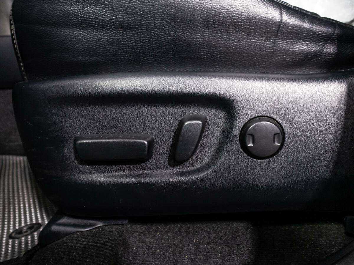 Toyota RAV4 б/у, 2016, Автоматическая. Фото: #15