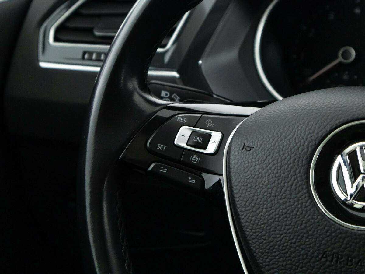 Volkswagen Tiguan б/у, 2020, Роботизированная. Фото: #18