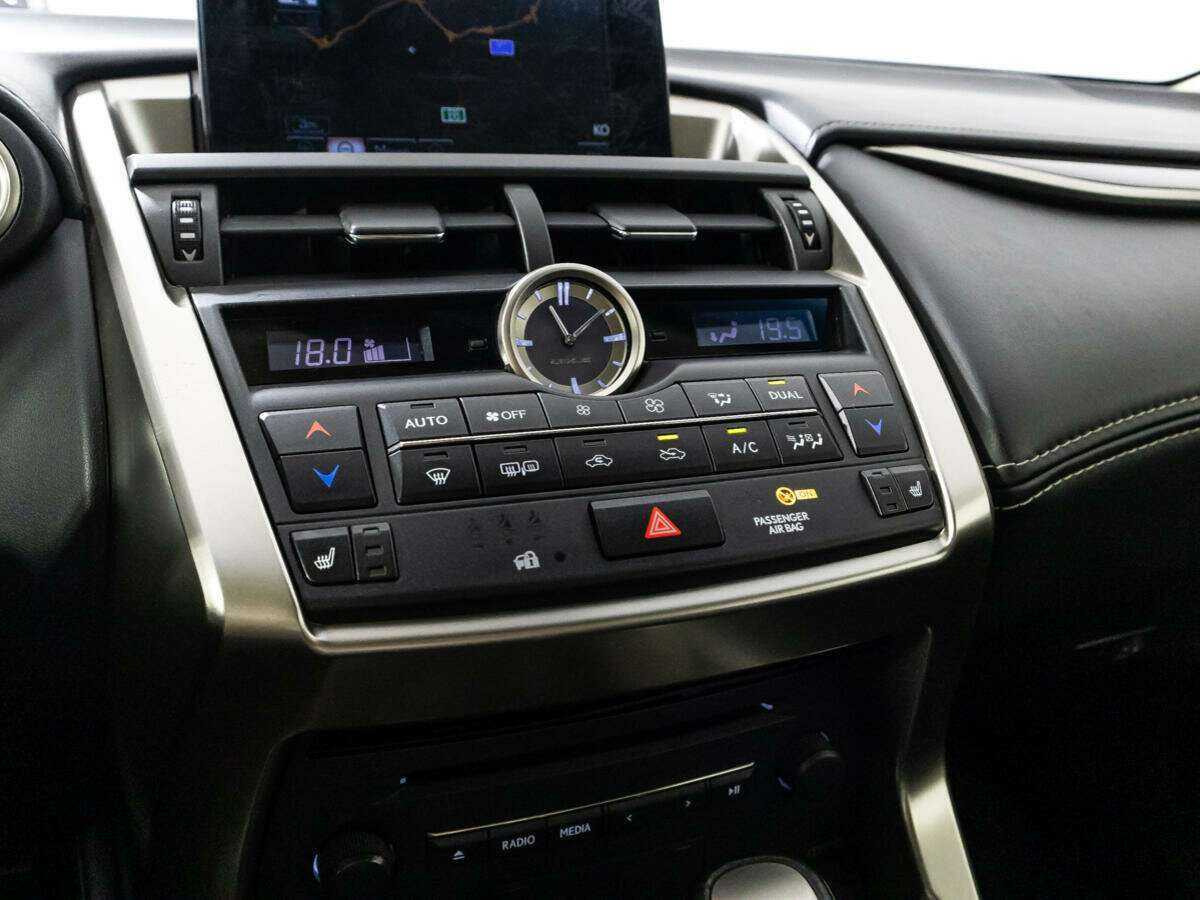 Lexus NX б/у, 2015, Вариатор. Фото: #16