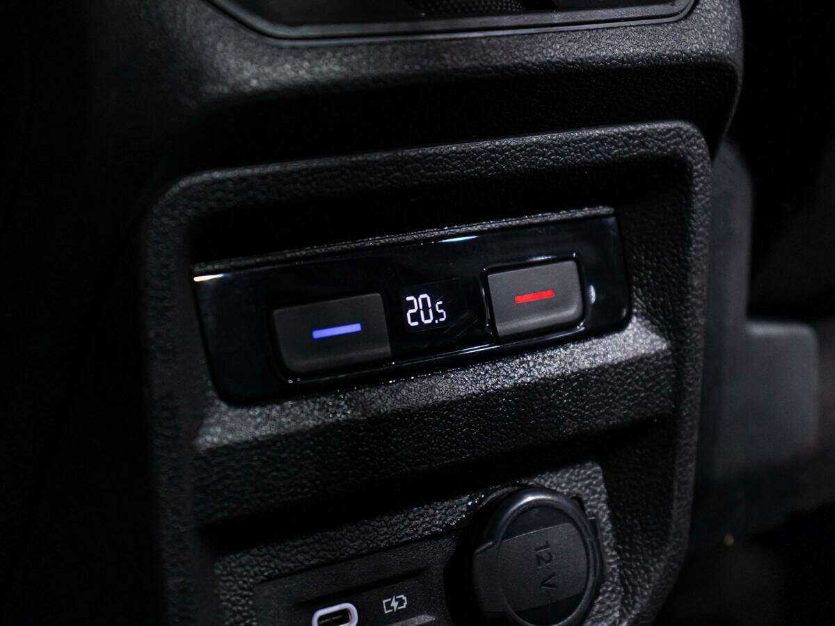 Volkswagen Tiguan б/у, 2021, Роботизированная. Фото: #17