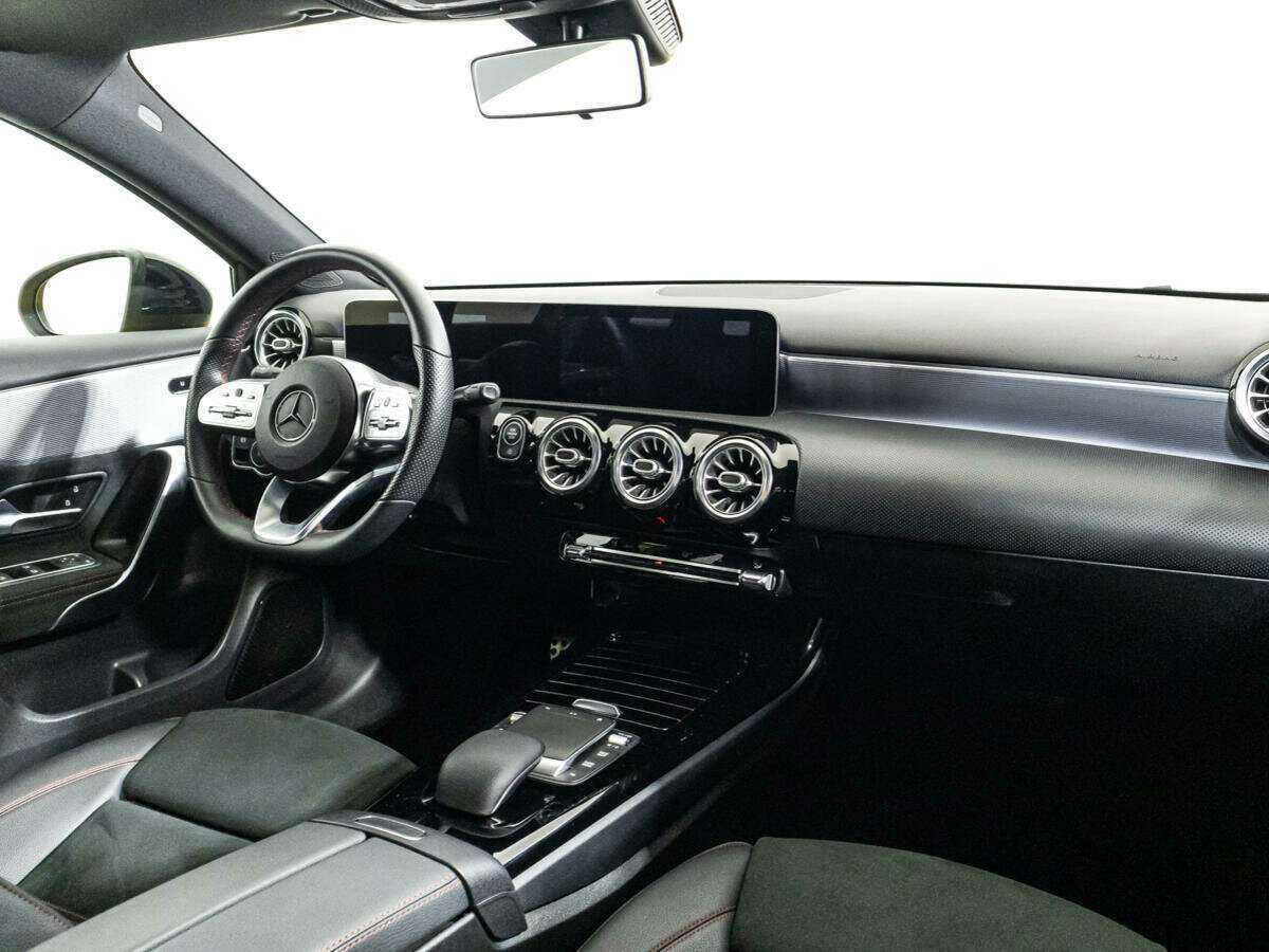 Mercedes-Benz A-Класс б/у, 2020, Роботизированная. Фото: #8