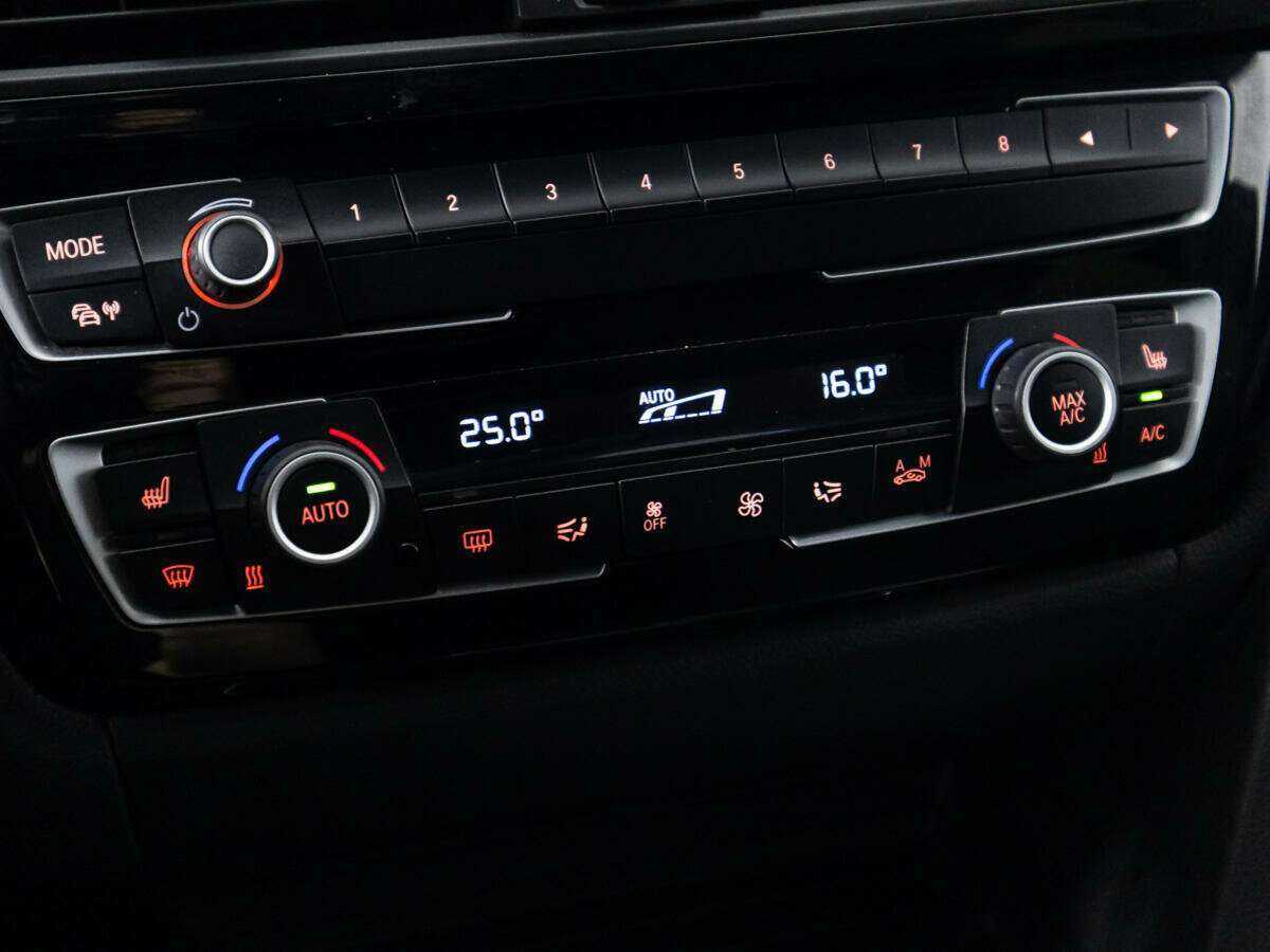 BMW 3 серии б/у, 2017, Автоматическая. Фото: #17