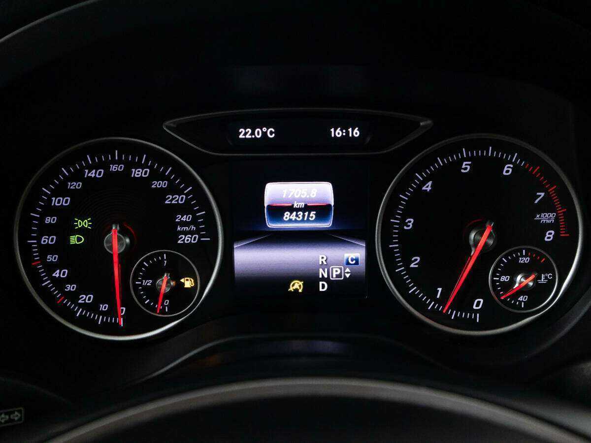 Mercedes-Benz A-Класс б/у, 2016, Роботизированная. Фото: #11