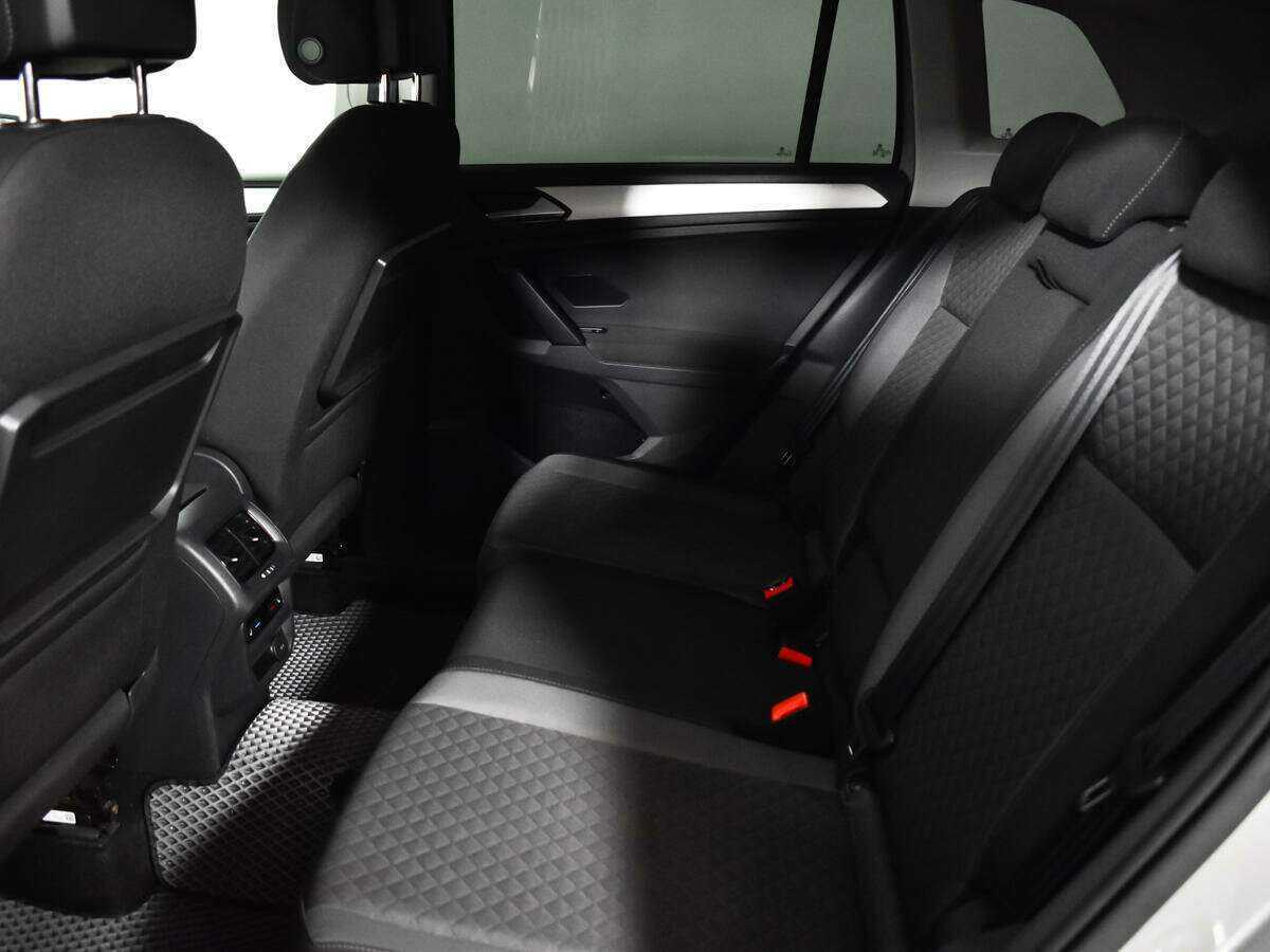 Фольксваген Тигуан б/у, 2017, Роботизированная. Фото: #9