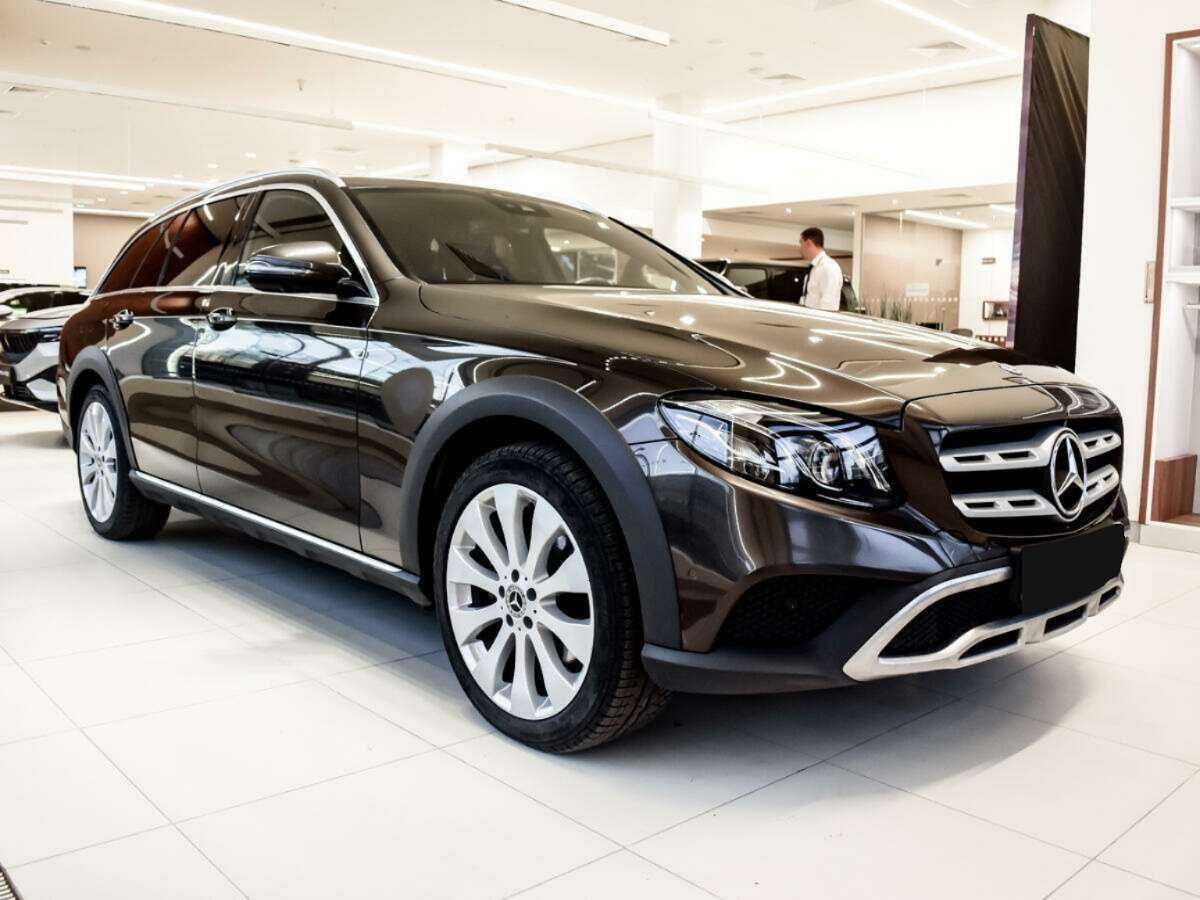 Mercedes-Benz E-Класс б/у, 2017, Автоматическая. Фото: #1