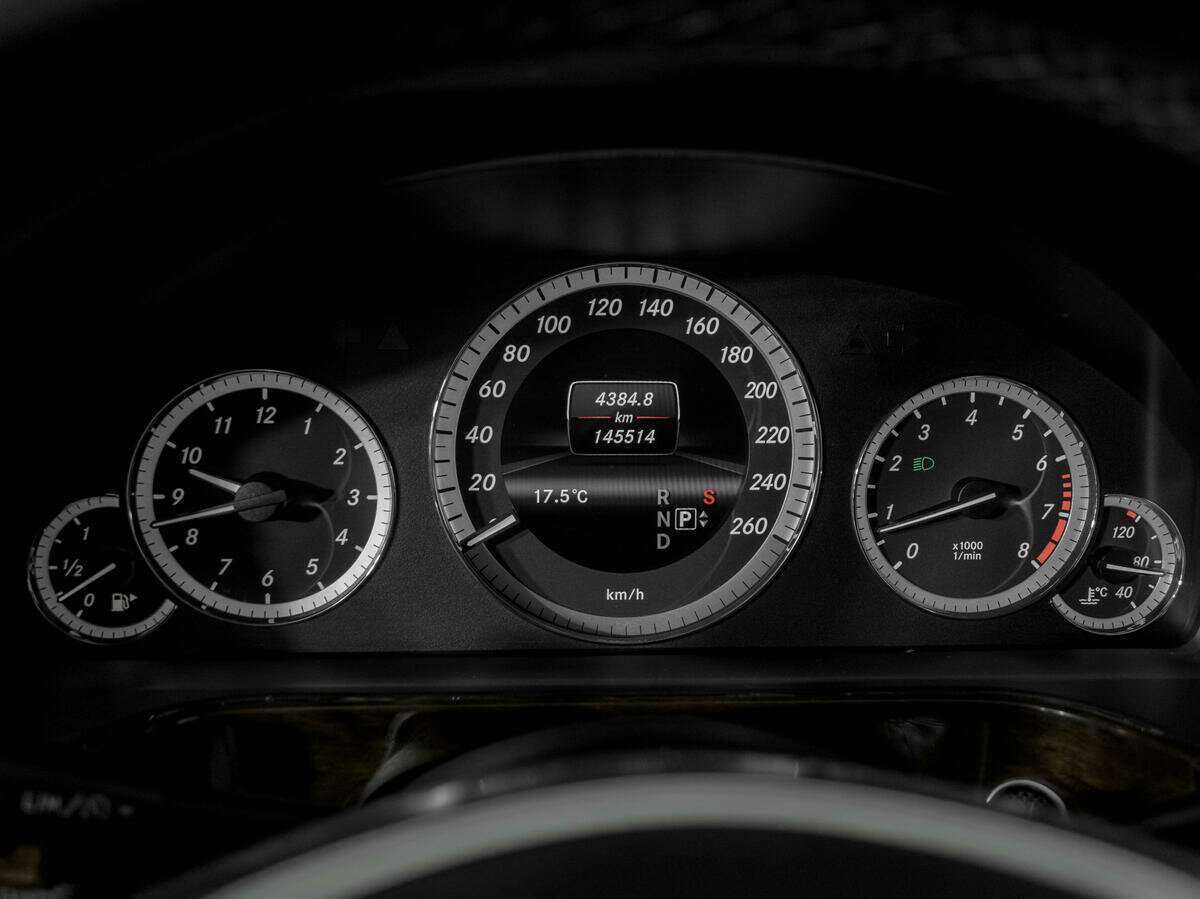 Mercedes-Benz E-Класс б/у, 2012, Автоматическая. Фото: #10