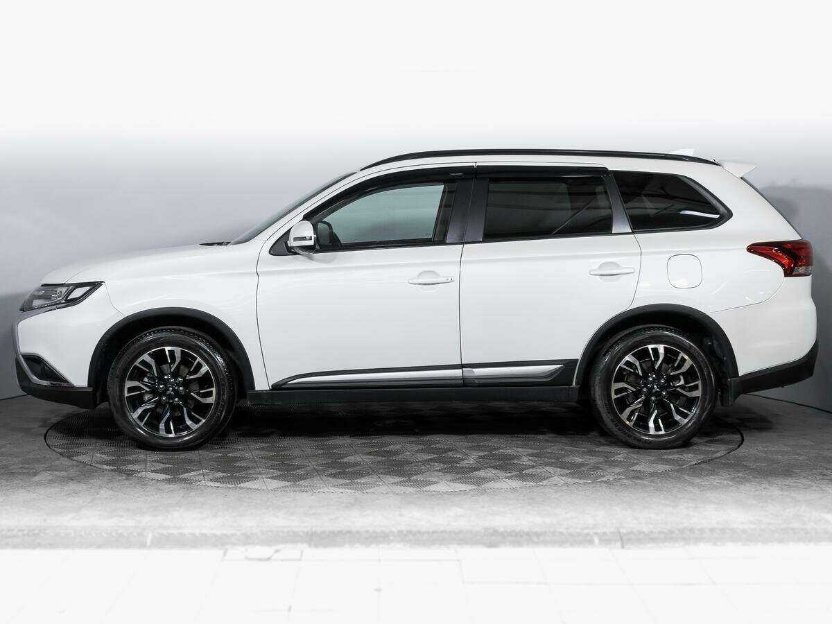 Mitsubishi Outlander б/у, 2021, Вариатор. Фото: #7