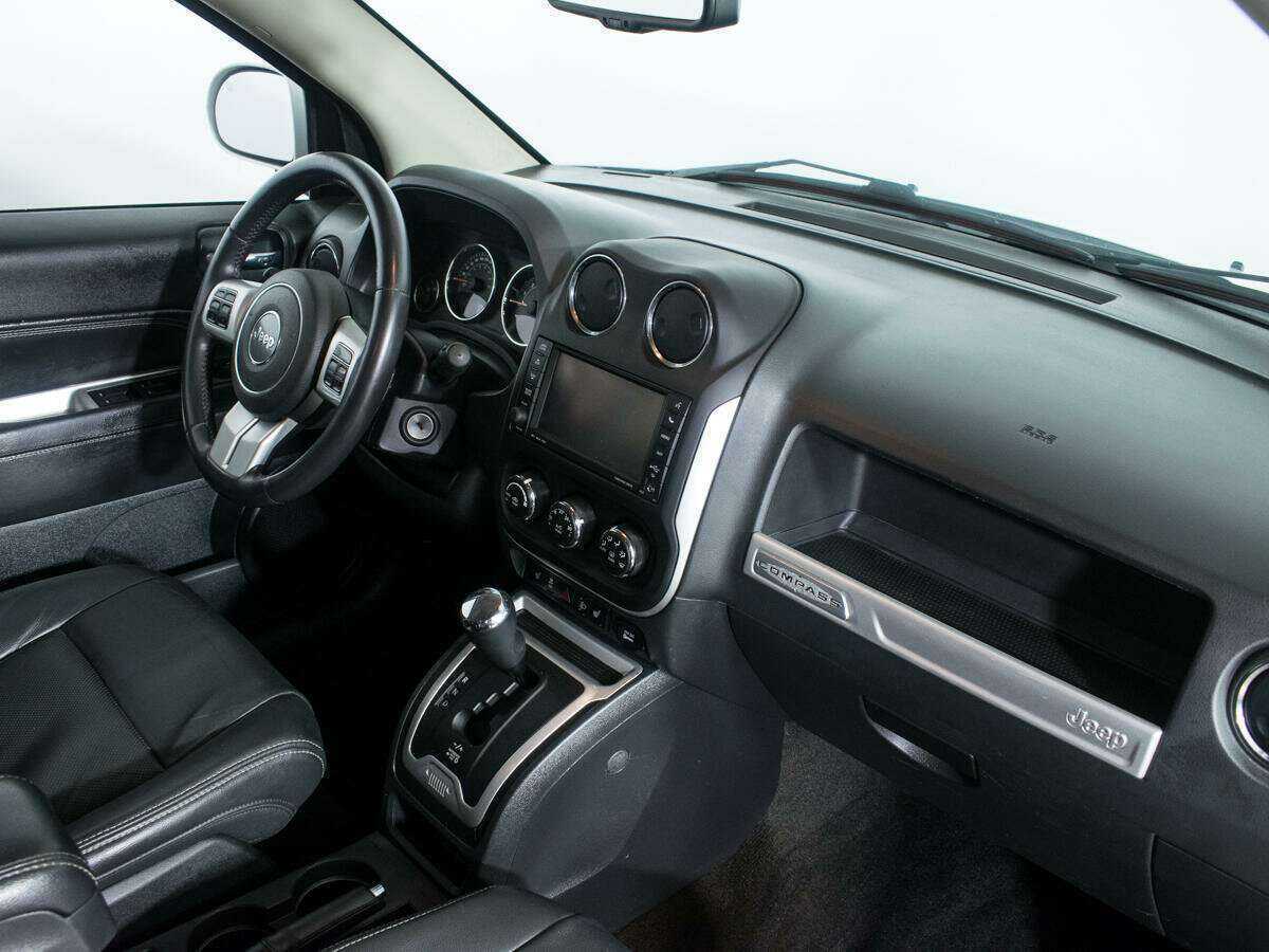 Jeep Compass б/у, 2013, Автоматическая. Фото: #8