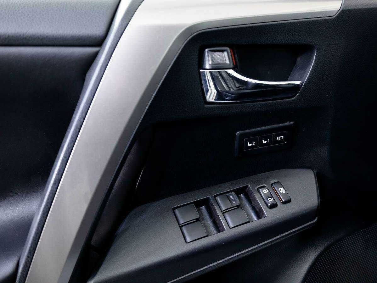 Toyota RAV4 б/у, 2018, Вариатор. Фото: #17