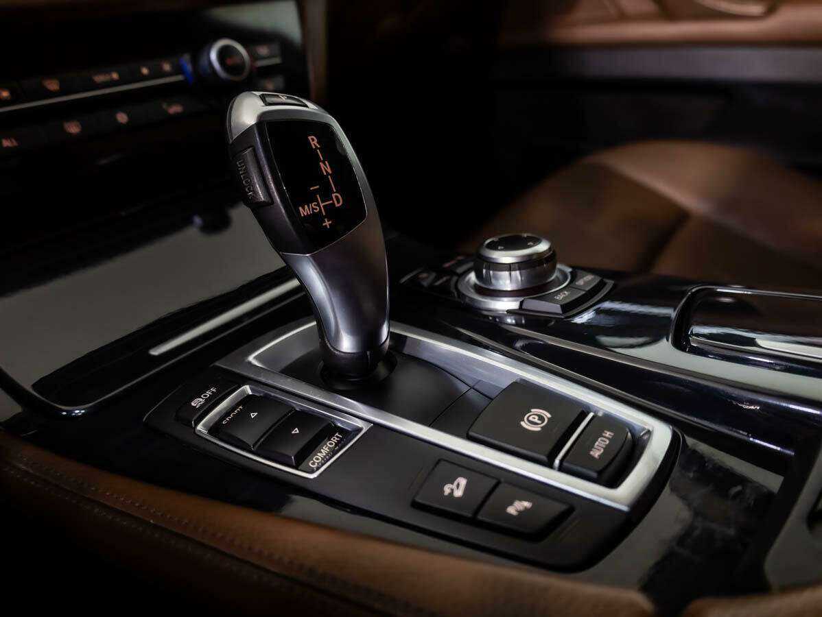 BMW 5 серии б/у, 2012, Автоматическая. Фото: #13