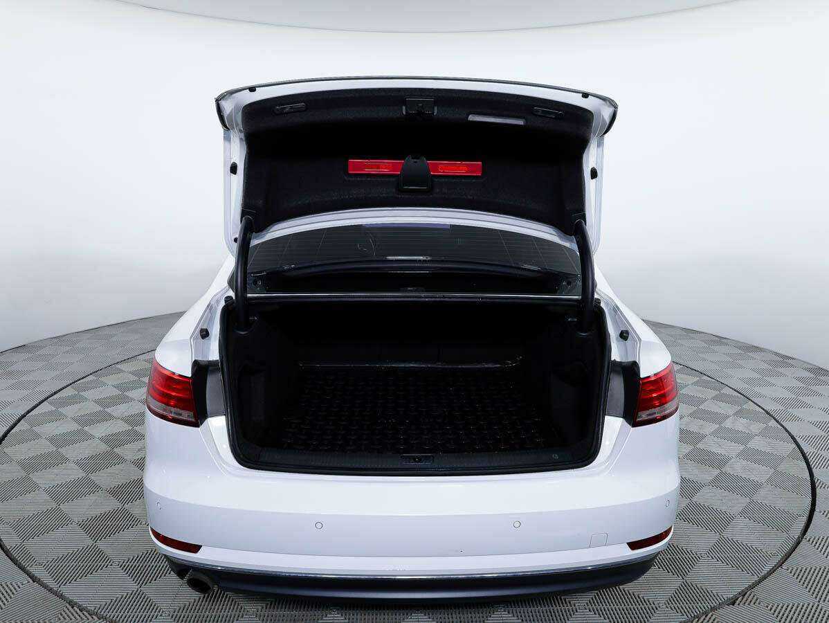 Audi A4 б/у, 2015, Роботизированная. Фото: #5