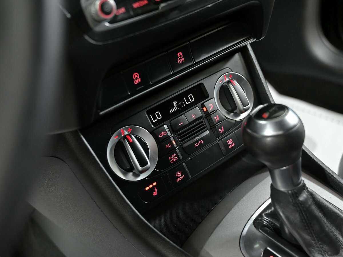 Audi Q3 б/у, 2012, Роботизированная. Фото: #13