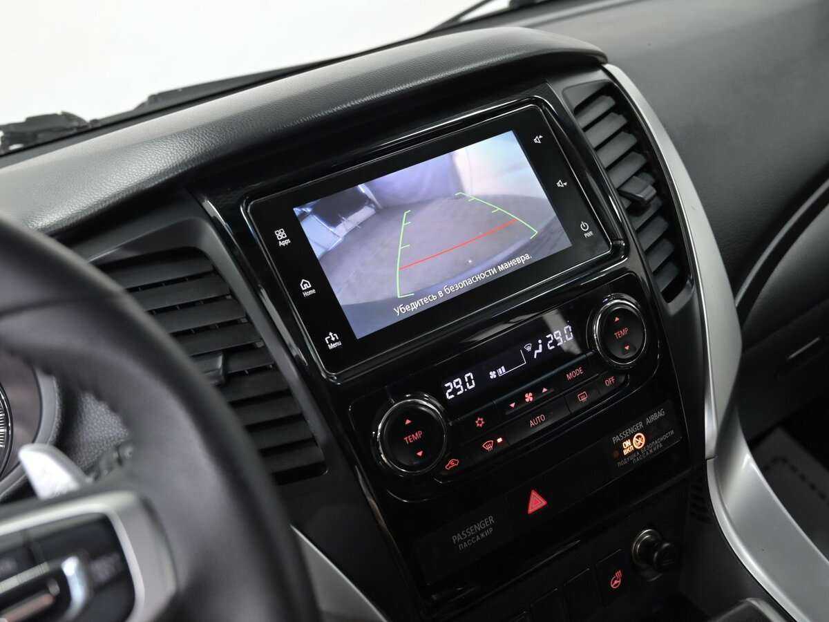 Mitsubishi Pajero Sport б/у, 2017, Автоматическая. Фото: #11