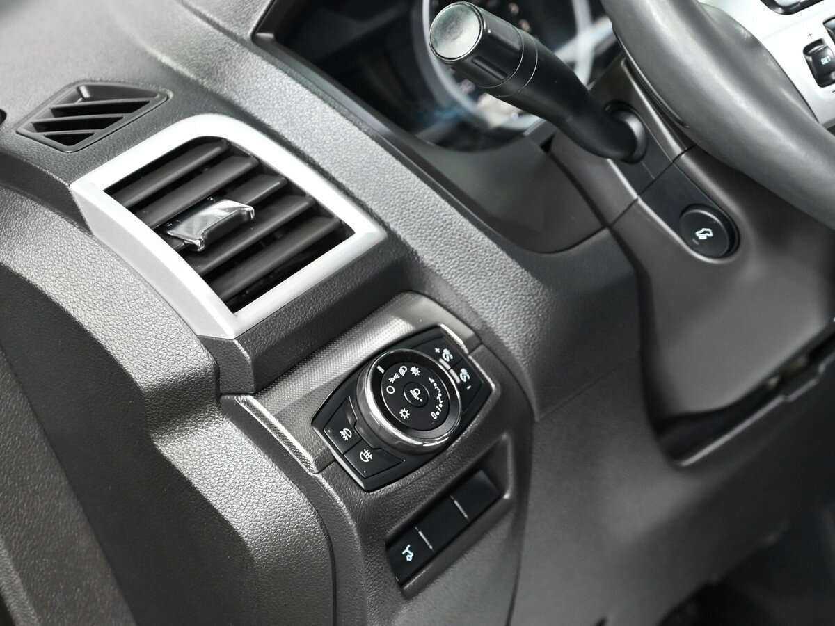 Ford Explorer б/у, 2015, Автоматическая. Фото: #10