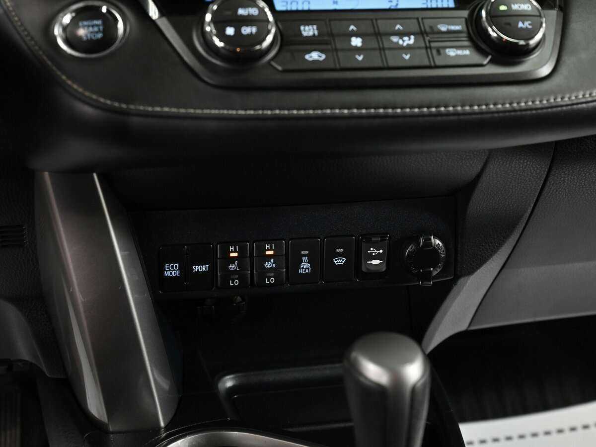 Toyota RAV4 б/у, 2018, Автоматическая. Фото: #12