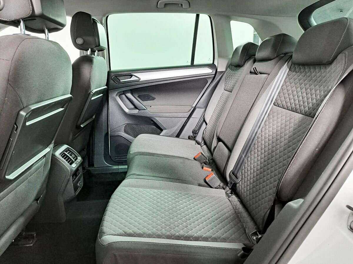 Volkswagen Tiguan б/у, 2017, Роботизированная. Фото: #9