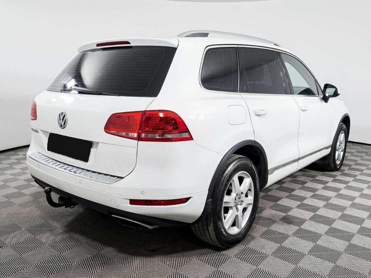 Volkswagen Touareg б/у, 2012, Автоматическая. Фото: #3
