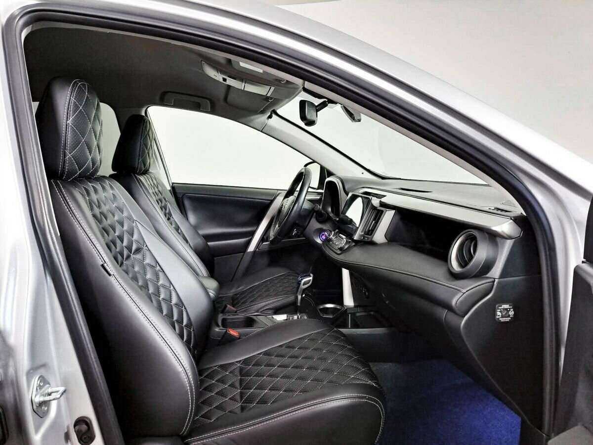 Тойота Рав4 б/у, 2015, Автоматическая. Фото: #5