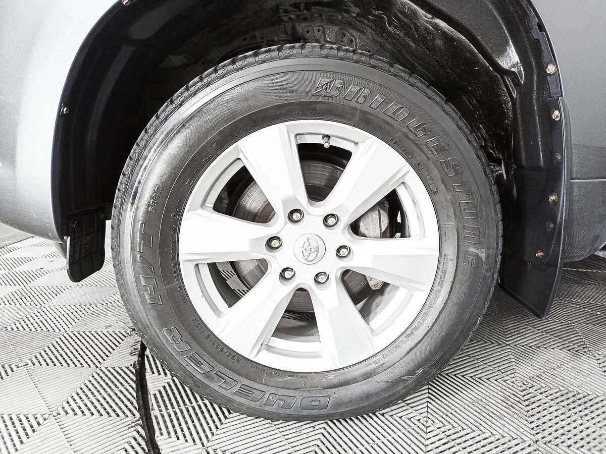 Toyota Land Cruiser Prado б/у, 2012, Автоматическая. Фото: #12