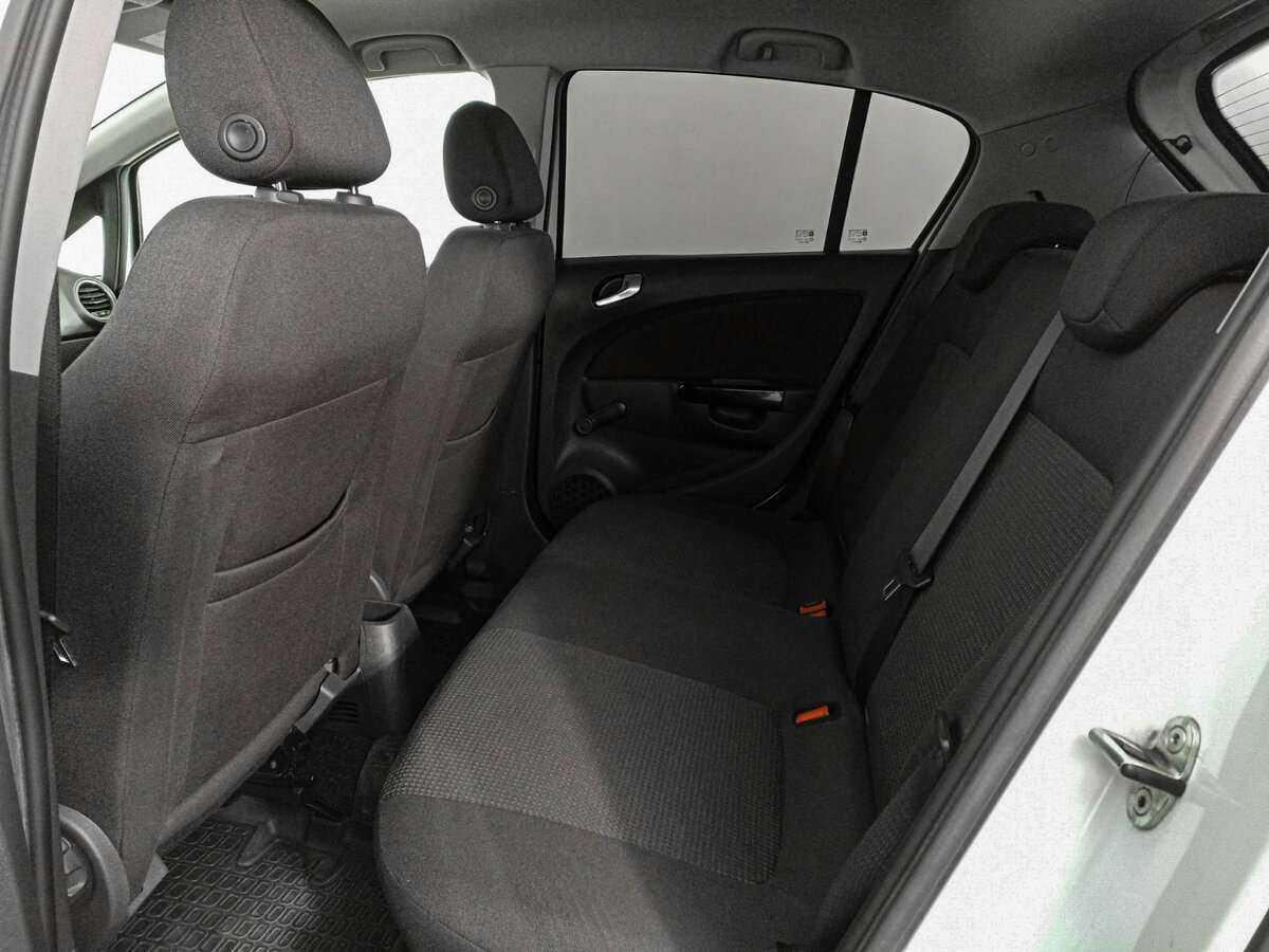 Opel Corsa б/у, 2013, Роботизированная. Фото: #11