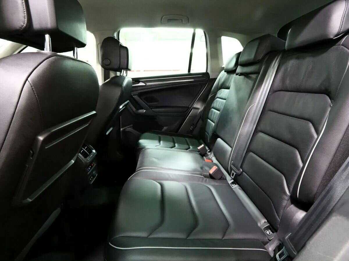 Volkswagen Tiguan б/у, 2020, Роботизированная. Фото: #12