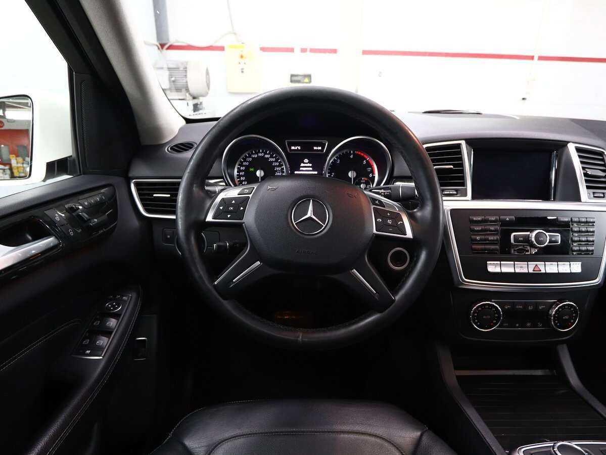 Mercedes-Benz M-Класс б/у, 2015, Автоматическая. Фото: #16