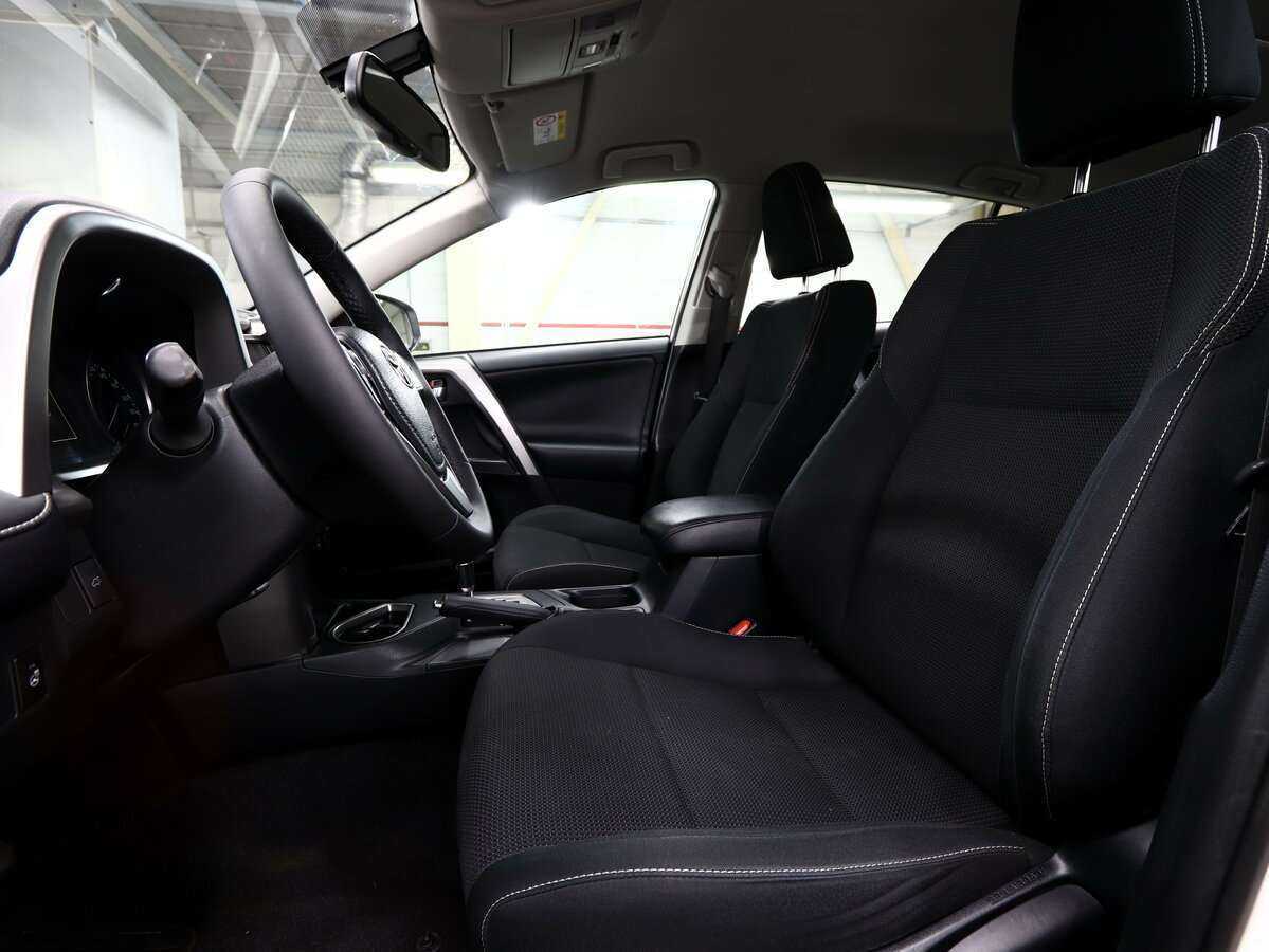 Toyota RAV4 б/у, 2017, Вариатор. Фото: #7