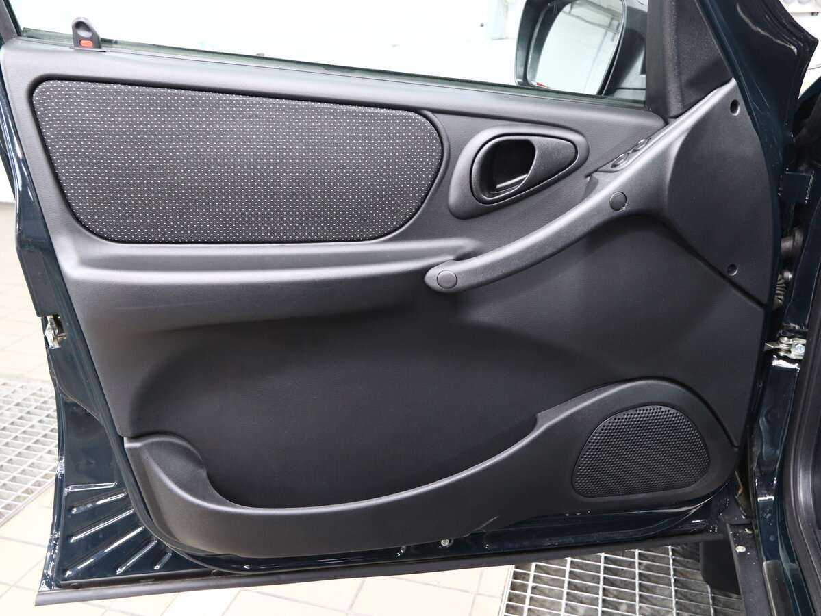 Lada (ВАЗ) Niva б/у, 2023, Механическая. Фото: #5