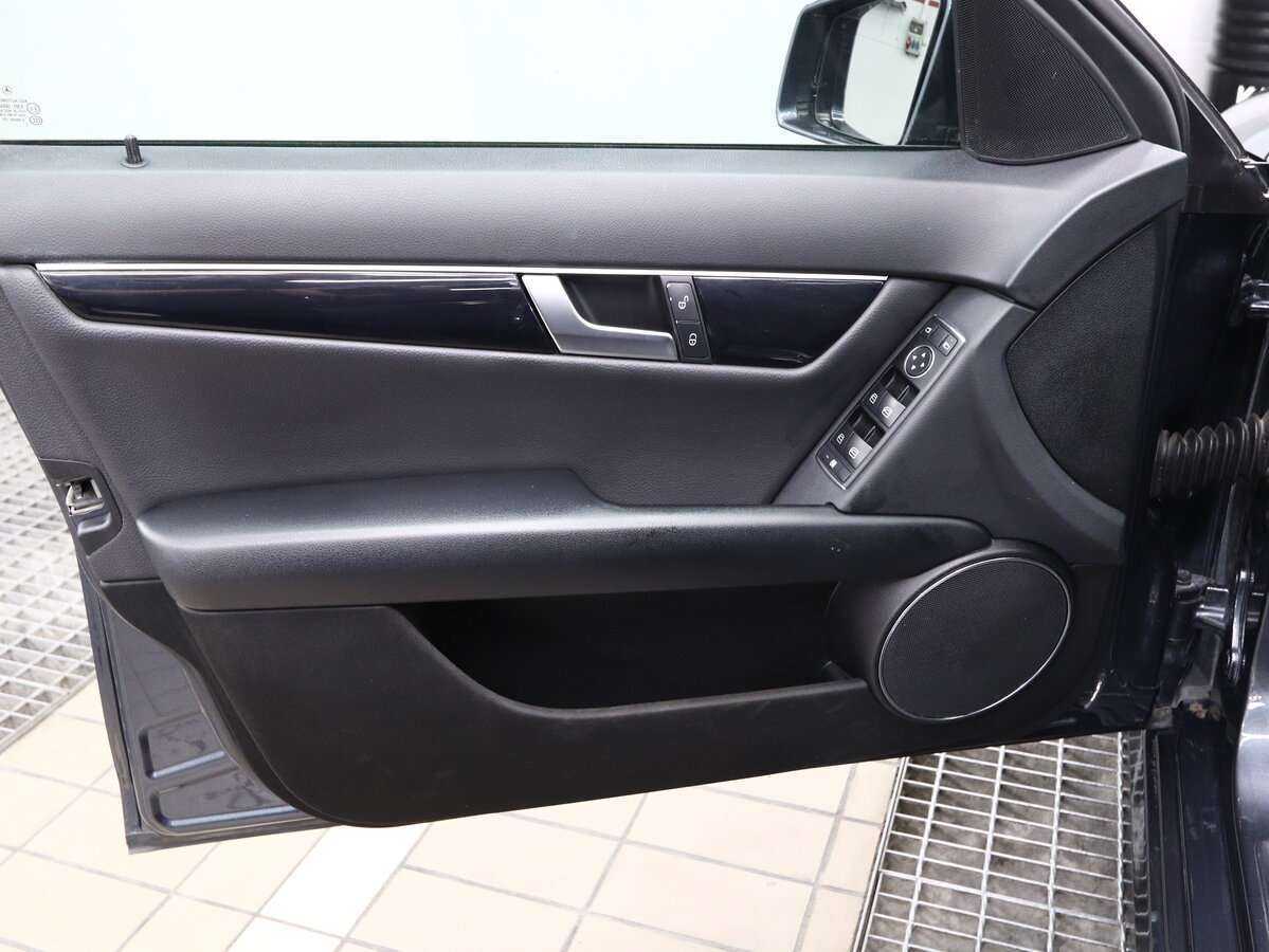 Mercedes-Benz C-Класс б/у, 2012, Автоматическая. Фото: #5