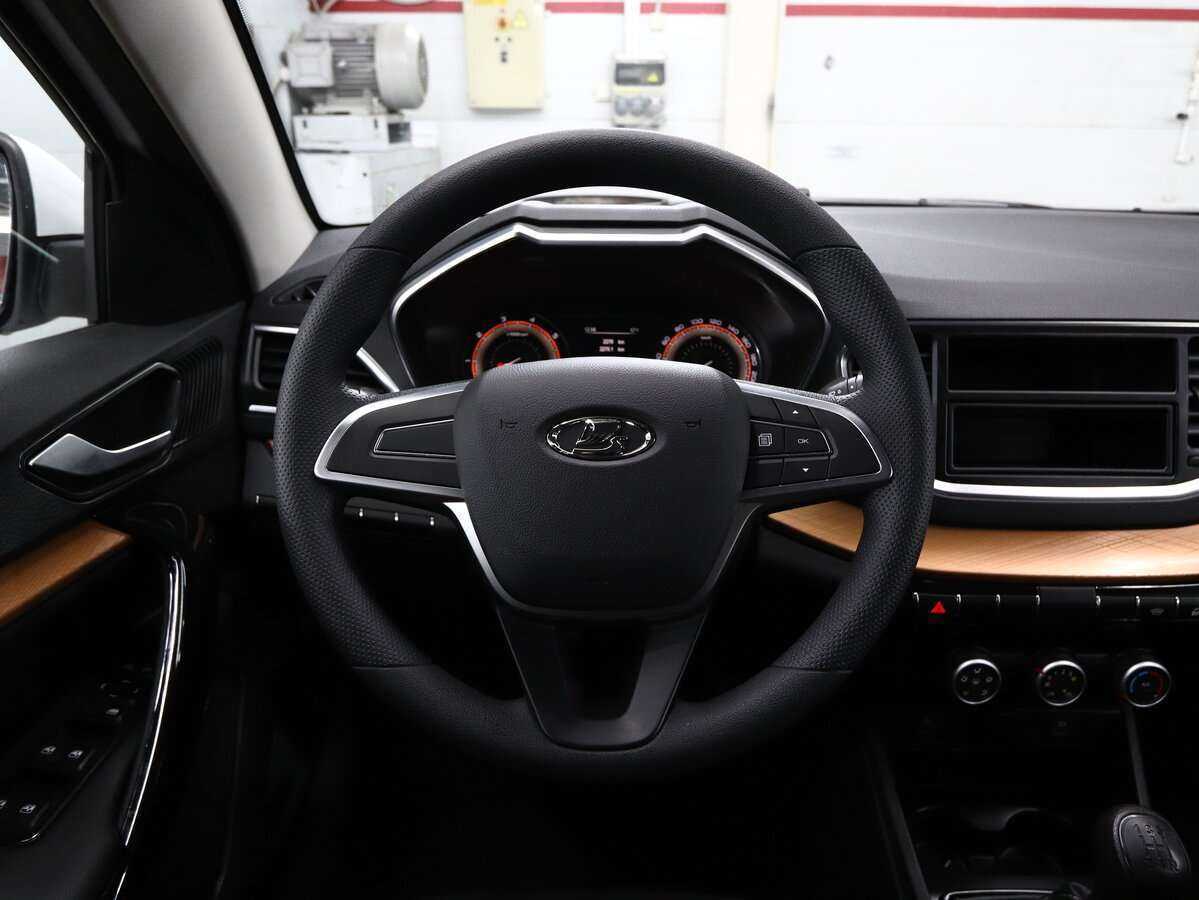 Lada (ВАЗ) Vesta б/у, 2023, Механическая. Фото: #19