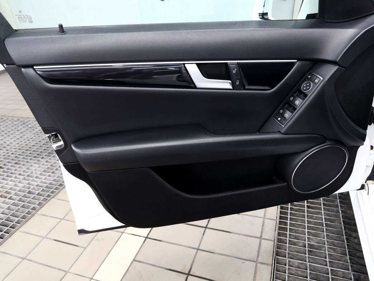 Mercedes-Benz C-Класс б/у, 2012, Автоматическая. Фото: #7