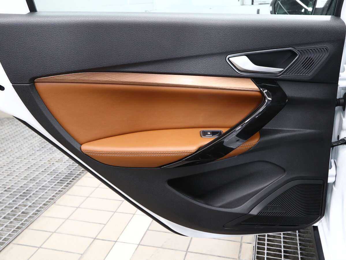 Lada (ВАЗ) Vesta б/у, 2024, Механическая. Фото: #9