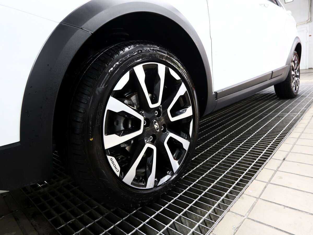 Lada (ВАЗ) Vesta б/у, 2023, Механическая. Фото: #13