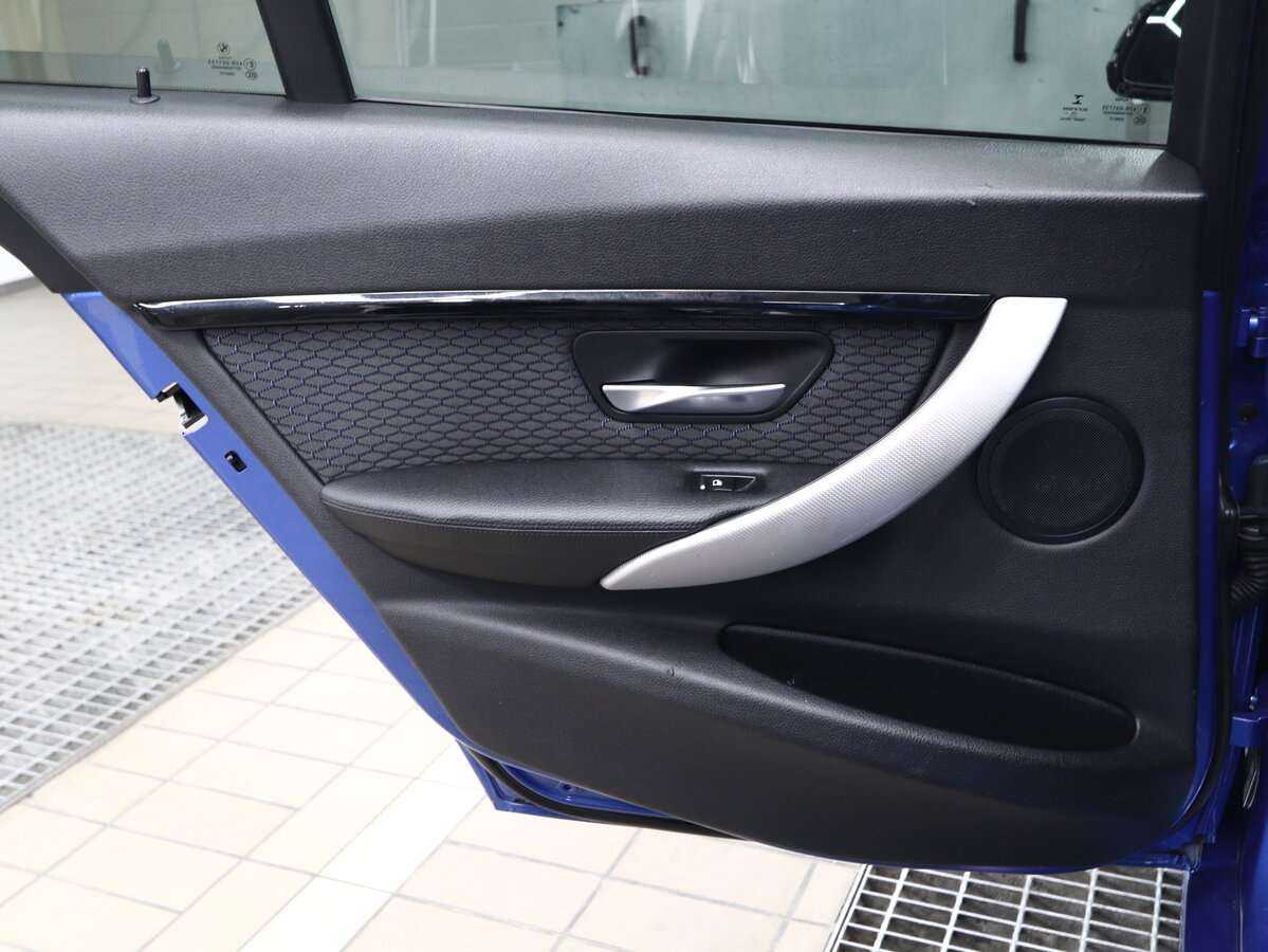 BMW 3 серии б/у, 2016, Автоматическая. Фото: #9