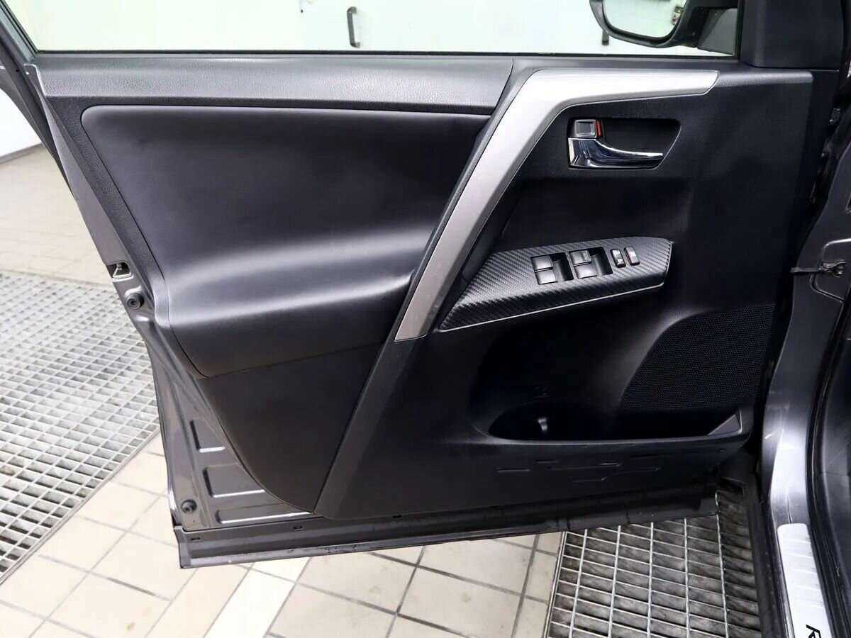 Toyota RAV4 б/у, 2013, Автоматическая. Фото: #6