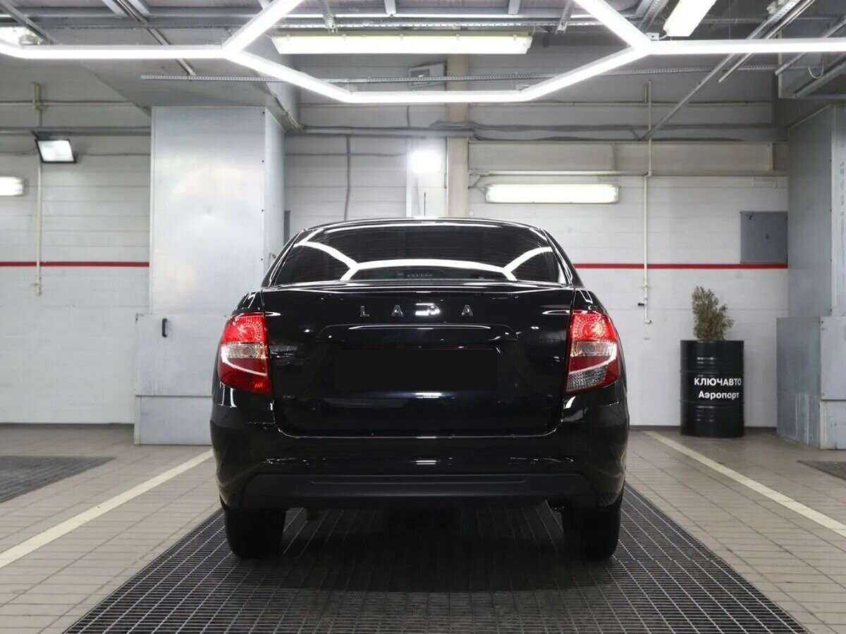 Lada (ВАЗ) Granta б/у, 2023, Механическая. Фото: #2