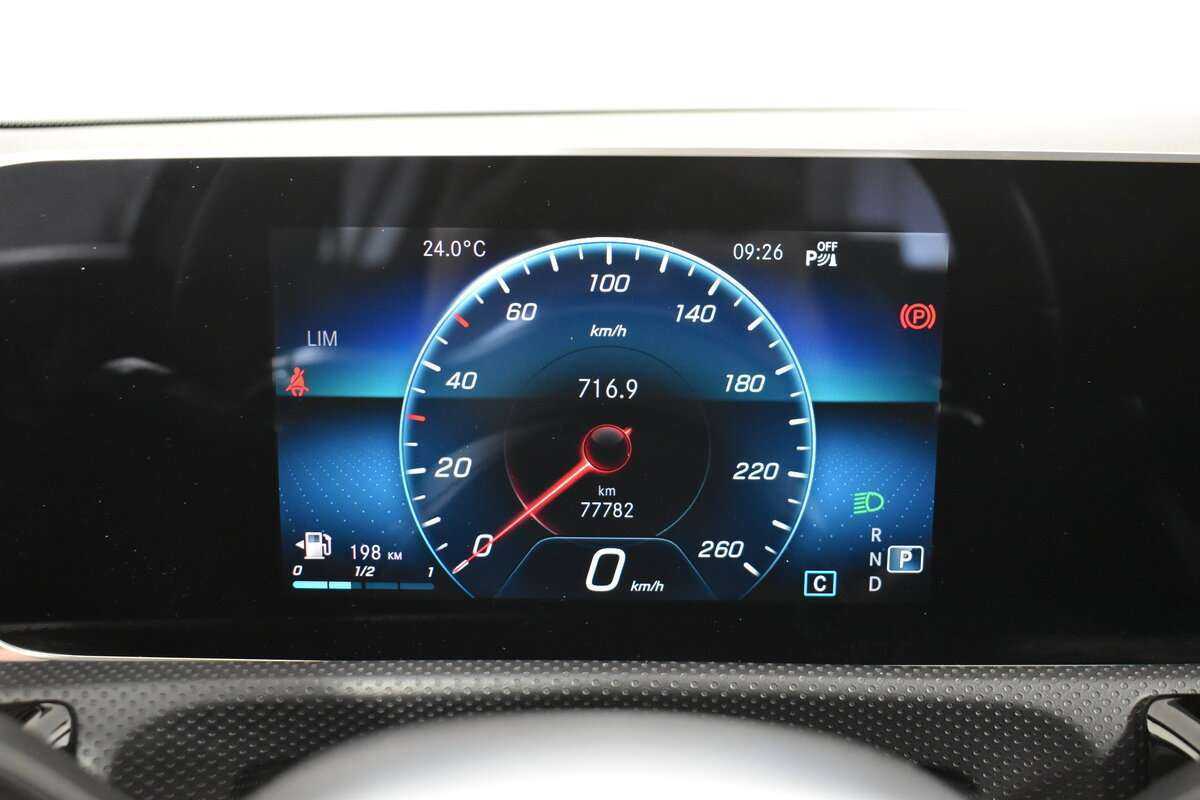 Mercedes-Benz A-Класс б/у, 2018, Роботизированная. Фото: #13