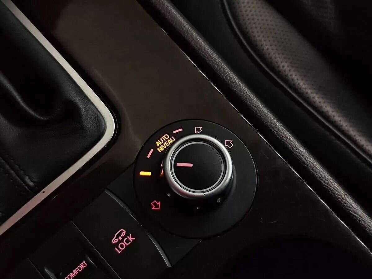 Volkswagen Touareg б/у, 2014, Автоматическая. Фото: #15