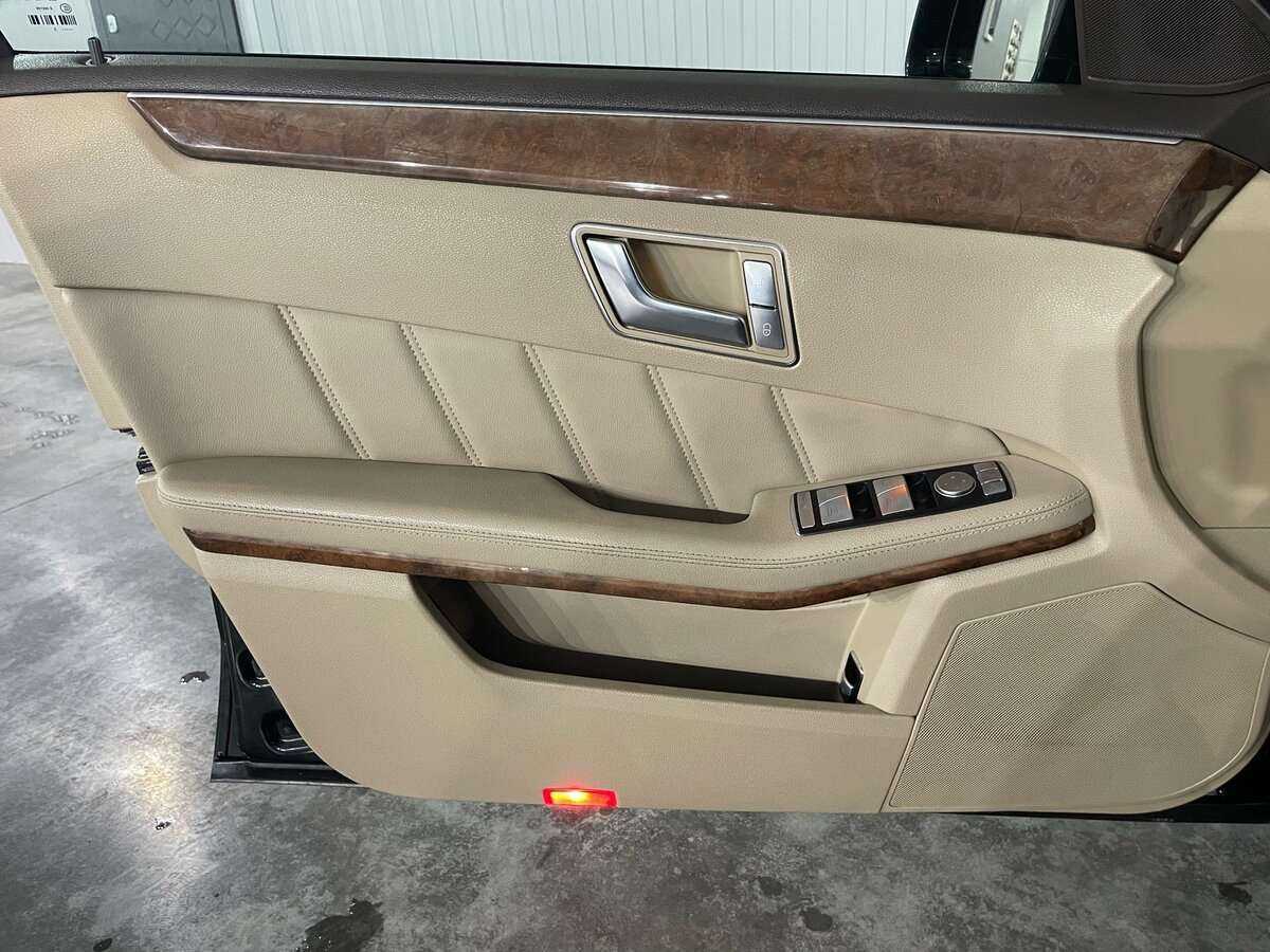 Mercedes-Benz E-Класс б/у, 2012, Автоматическая. Фото: #7