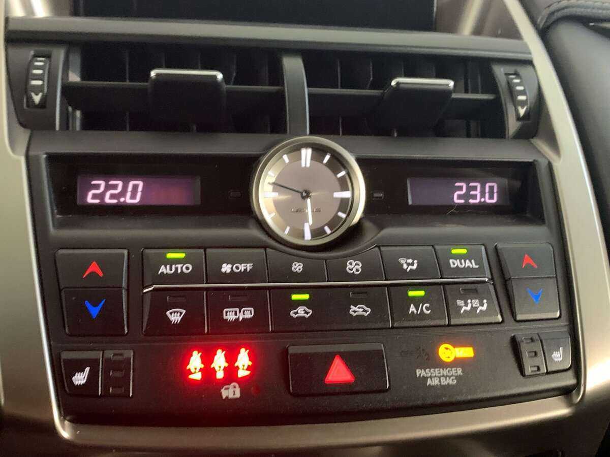 Lexus NX б/у, 2014, Вариатор. Фото: #15