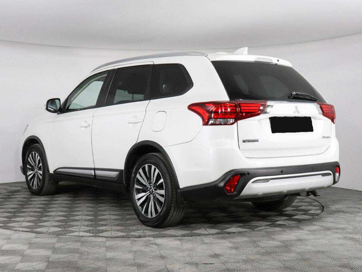 Mitsubishi Outlander б/у, 2019, Вариатор. Фото: #6