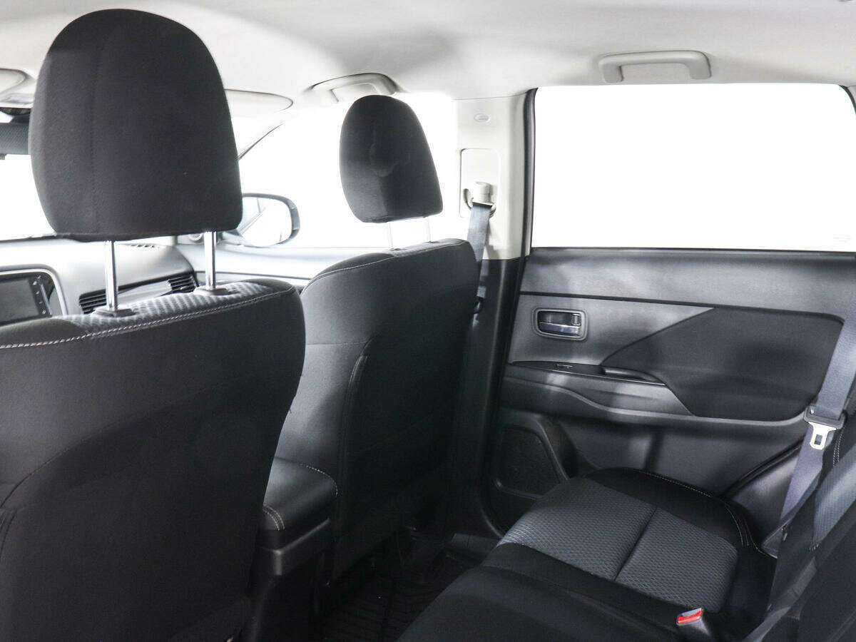 Mitsubishi Outlander б/у, 2019, Вариатор. Фото: #11