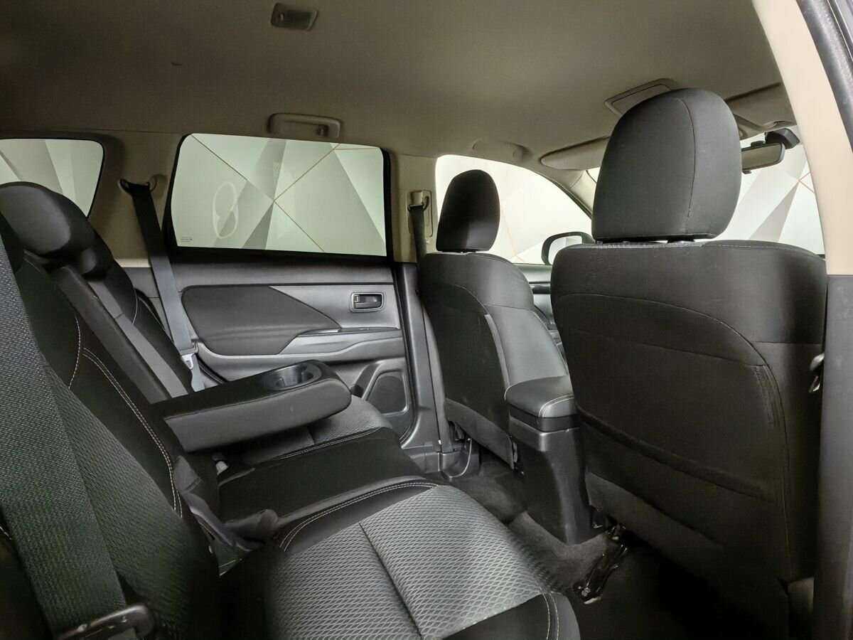 Mitsubishi Outlander б/у, 2020, Вариатор. Фото: #10