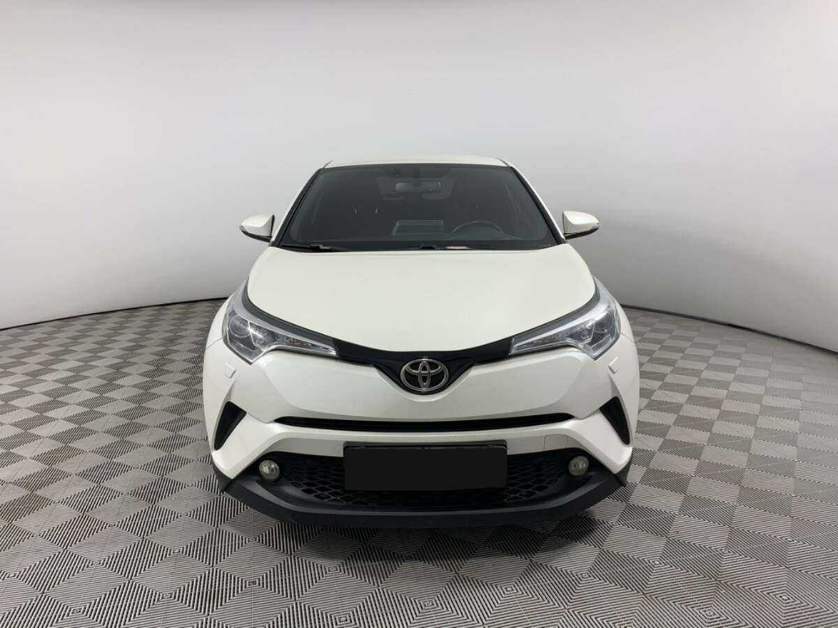 Toyota C-HR б/у, 2019, Вариатор. Фото: #1