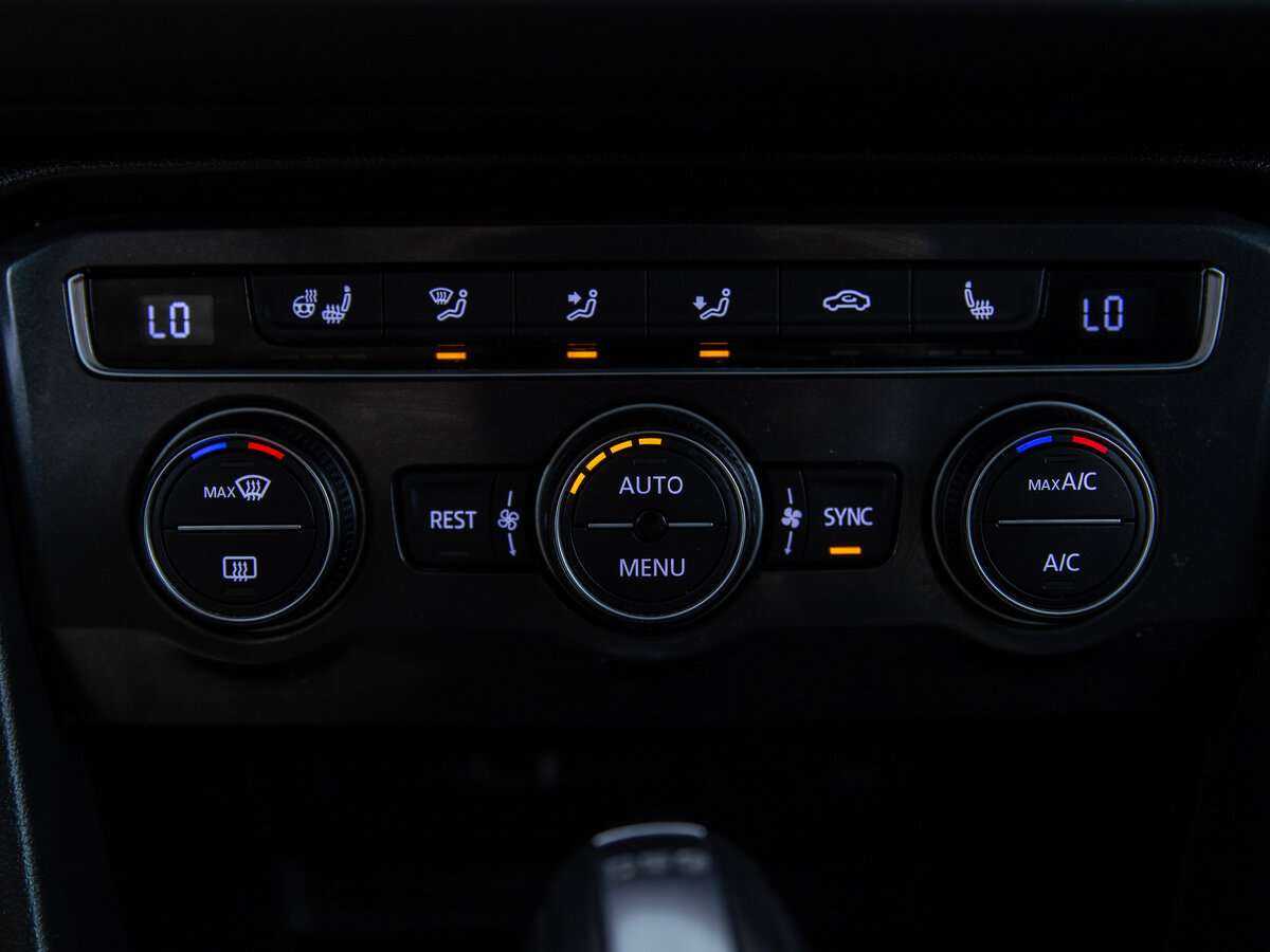 Volkswagen Tiguan б/у, 2017, Роботизированная. Фото: #15