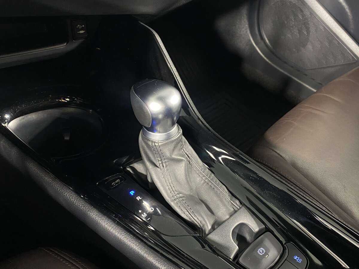 Toyota C-HR б/у, 2019, Вариатор. Фото: #13