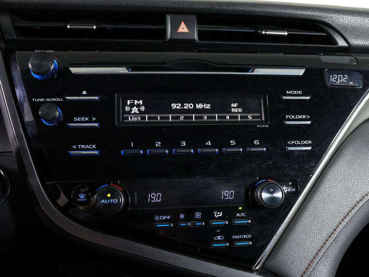 Тойота Камри б/у, 2021, Автоматическая. Фото: #17