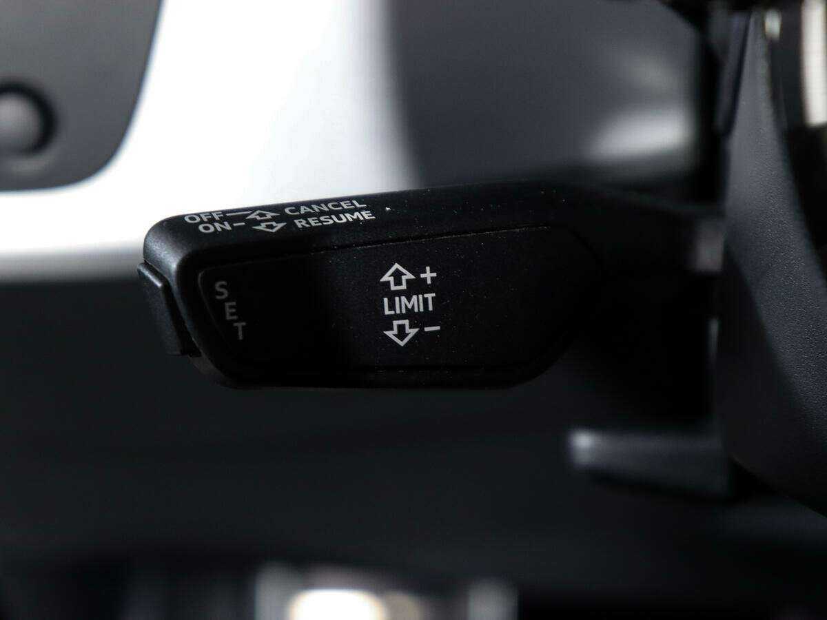 Audi A4 б/у, 2017, Роботизированная. Фото: #18